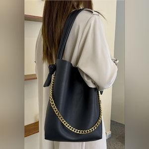 Beautiful Bag with pouch